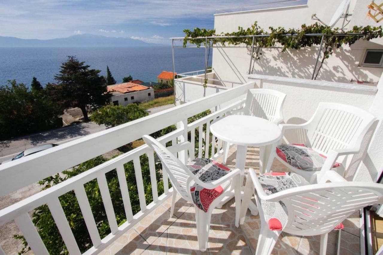 Apartments Elenora Brist Luaran gambar
