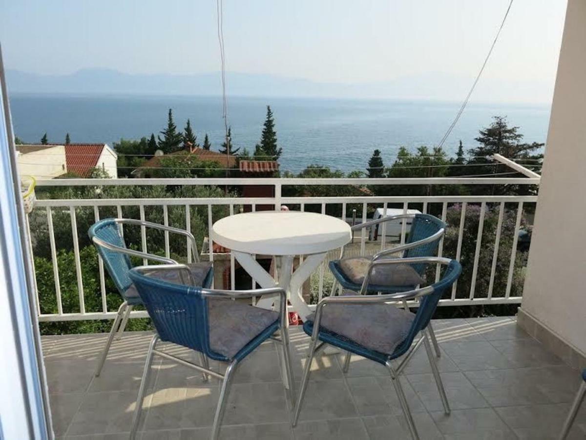 Apartments Elenora Brist Luaran gambar