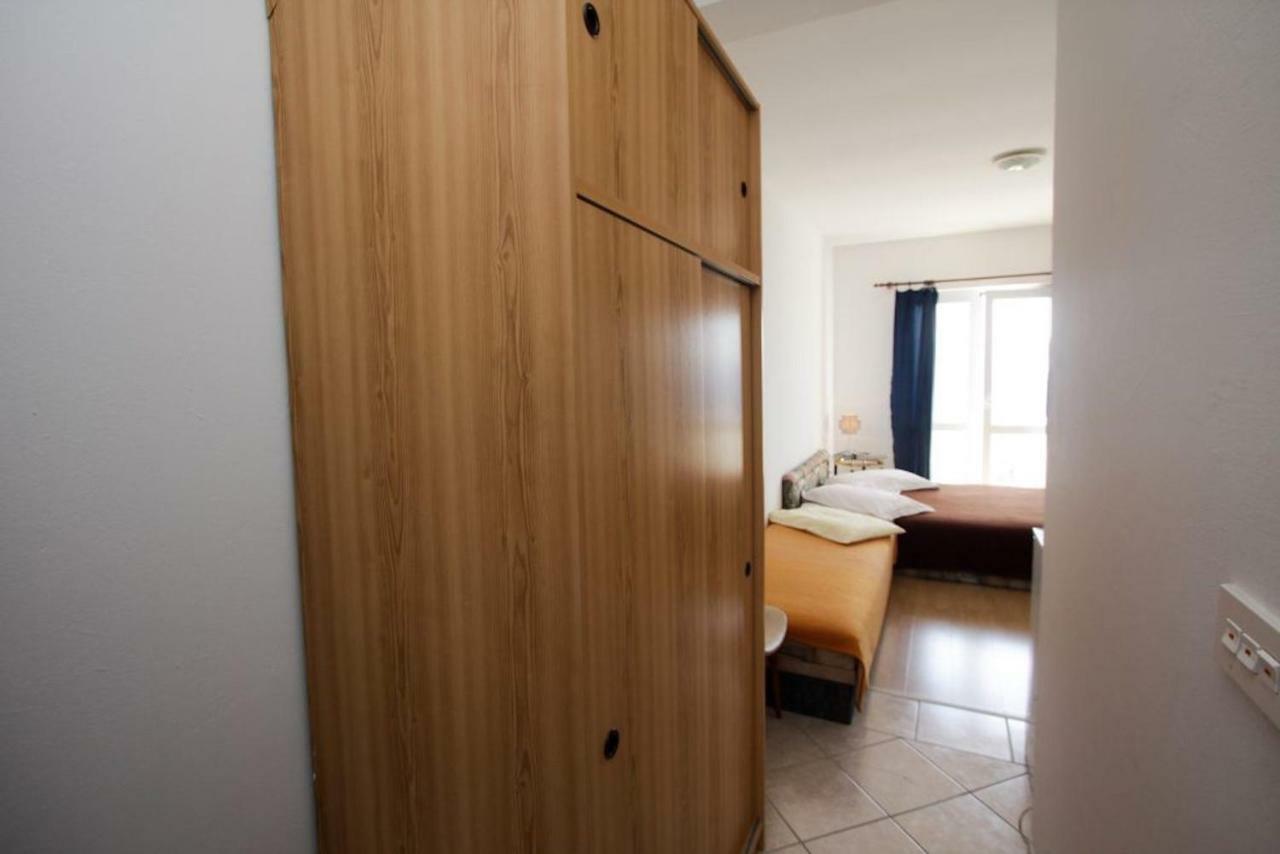 Apartments Elenora Brist Luaran gambar